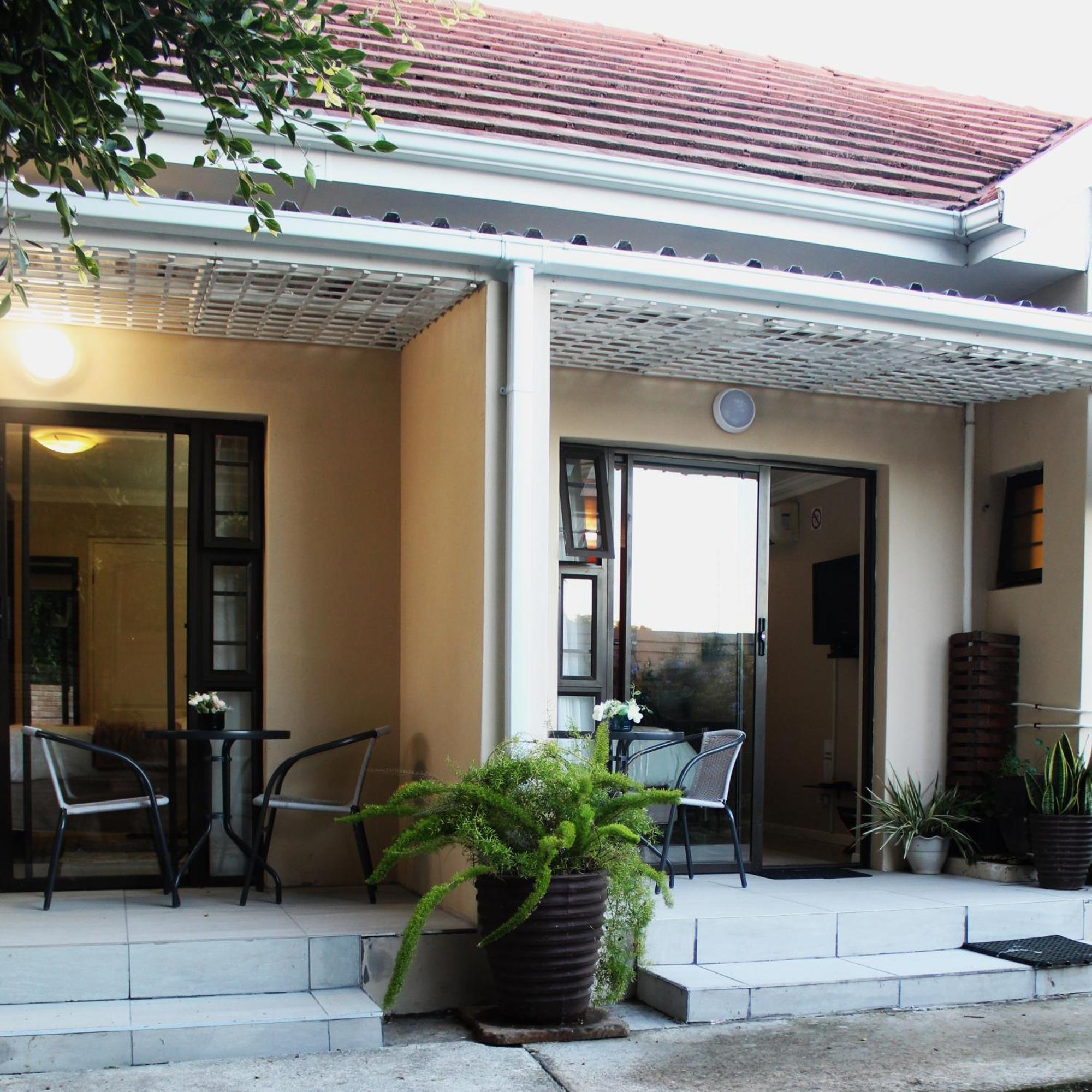 Bhotani-On-Bax Bed & Breakfast Port Elizabeth Exterior photo